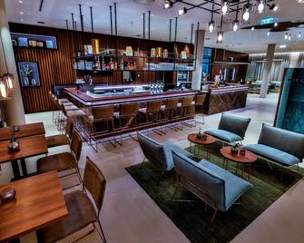 Hotel Das Zeit - Lenzing - Bar