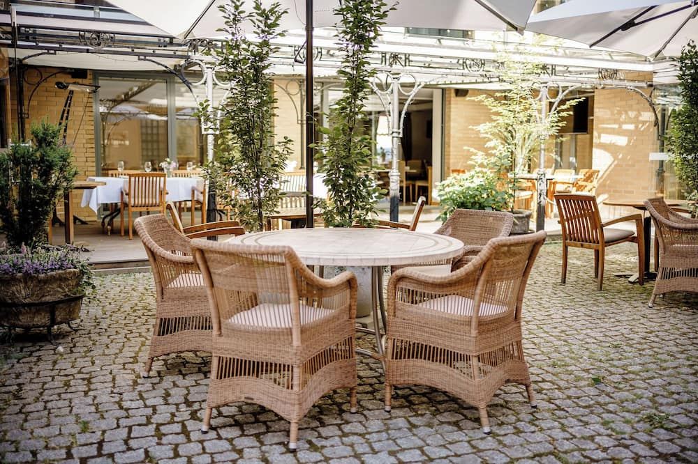 Euterpe Hotel - Klaipėda - Innenhof