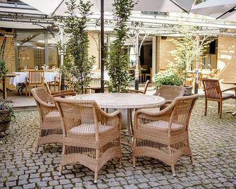 Euterpe Hotel - Klaipėda - Binnenhof
