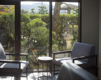 Shinpuro - Miyazu - Balkon