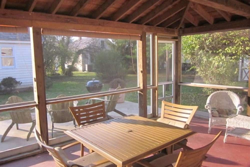 Premier St. Michaels Cottage - T. Blades House - Walk To Everything In Town - Saint Michaels - Balcone