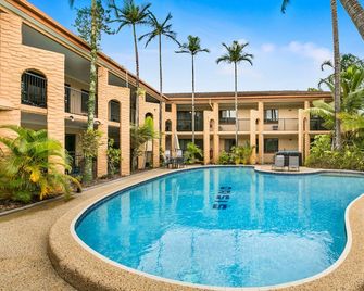 Oasis Inn Cairns - Cairns - Piscina