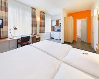 Townhouse Düsseldorf - דיסלדורף - חדר שינה