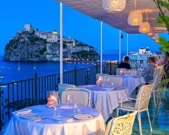 Miramare E Castello - Ischia - Restaurante