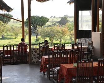 Masai Mara Manyatta Camp - Ololaimutiek - Restaurante