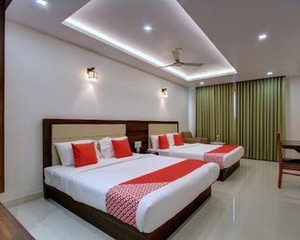 Hotel Ambika International Byndoor - Baindur - Bedroom