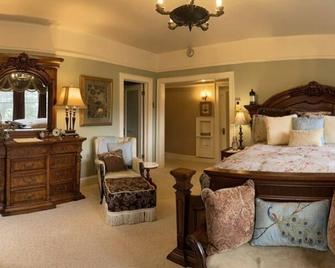 The Inn on Knowles Hill Bed & Breakfast Hotel - Sonora - Bedroom