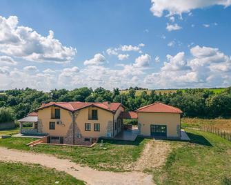 Villa Tuscia Apartments - Tuscania - Bâtiment