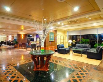 Hotel Shangri-La Kota Kinabalu - Kota Kinabalu - Lobby