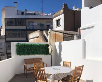 Blue Sardine Hostel - Portimão - Balkon