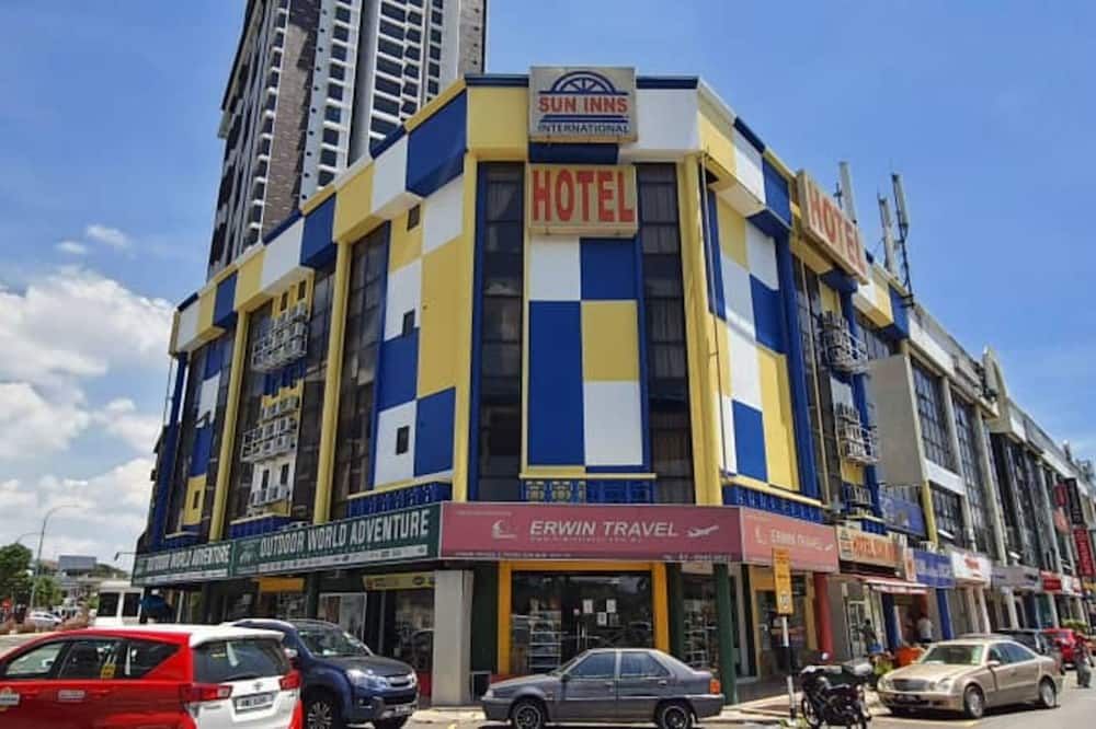 صن إنز أوتل ديمند 2 سيري كمبانجان