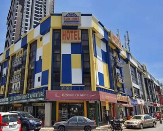 Sun Inns D'mind 3 Seri Kembangan - Seri Kembangan - Building