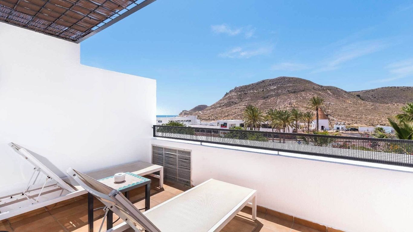 هوتل كالاتشيكا كابوديجاتا