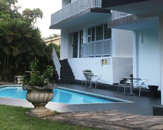 Beside Still Waters Boutique Hotel - Umhlanga
