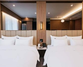 Brown Dot Hotel Andong Ok-dong - Andong - Bedroom