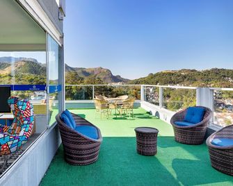 Hotel Petropolis Inn - Petrópolis - Balkon