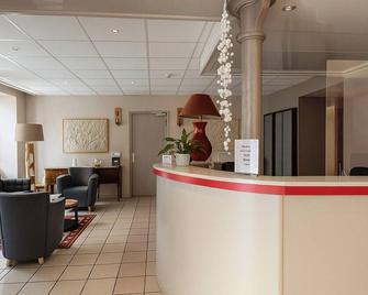 Hôtel de Genève - Фаверж - Рецепція