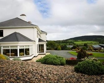 The Arches Farmhouse B&B - Arvagh - Building