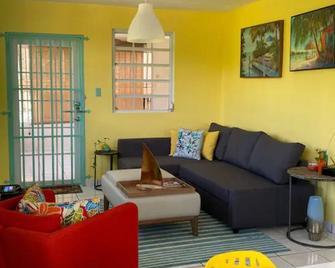 Enchanted Oasis-Tranquil Retreat - Guaynabo - Living room