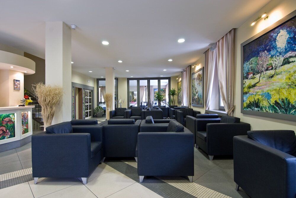 هوتل بايرون