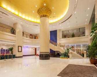 Best Western Plus Fuzhou Fortune Hotel - Fuzhou - Lobby