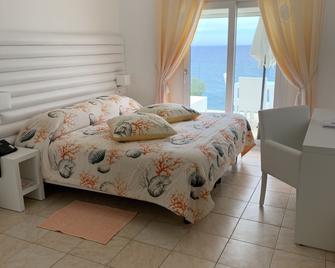 Hotel La Calanque - Cavalaire-sur-Mer - Chambre