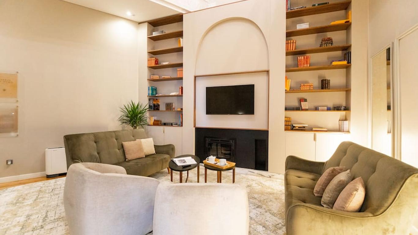 Avenida Boutique Hotel
