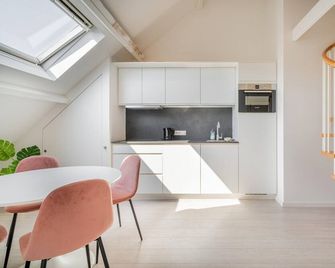 Cosy 1-bedroom apartment, Antwerp - Antwerp - Kitchen