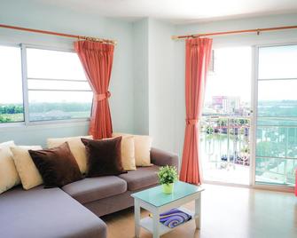 Ingnaam Hotel - Lam Luk Ka - Living room