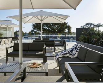 The Watson Adelaide - Art Series - Adelaide - Pool