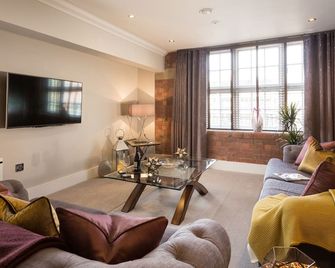 Serenity Inn the City - York - Living room