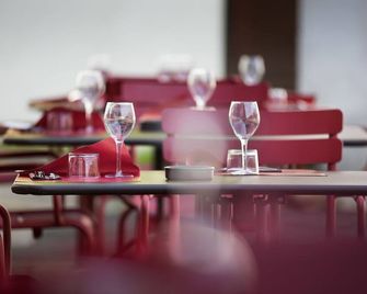 Logis Hotel Erreguina - Saint-Etienne-de-Baigorry - Restaurant