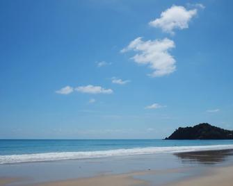 Lanta Mermaid Boutique House - Ko Lanta - Beach