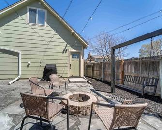 Morrison Getaway - 2br House Bbq Free Parking - Morrison - Patio