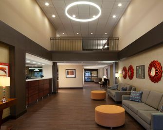 Hampton Inn Charleston-Southridge - Charleston - Lobby