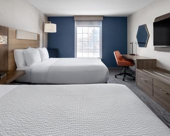 Holiday Inn Express & Suites Brattleboro By IHG - Brattleboro - Habitación
