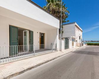 Sunny Beach Apartments by BarbarHouse - Porto Cesareo - Bâtiment