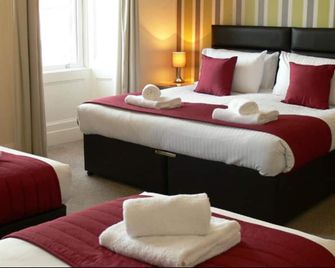 The Home Arms Guesthouse - Eyemouth - Bedroom