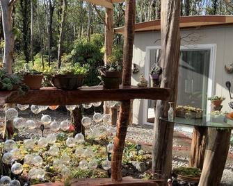 Exotic Garden cottage at amazing volcano fissure - Mountain View - Restaurante