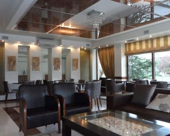 Hotel Prigipikon Suites and sofites - Loutra Ypatis - Restaurant