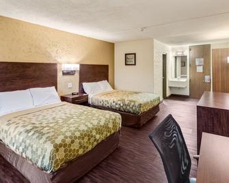 Econo Lodge Inn and Suites Binghamton - Binghamton - Bedroom