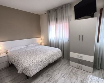 Rey Mundo - Munébrega - Chambre