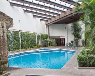 Radisson Hotel Del Rey Toluca - Toluca - Pool