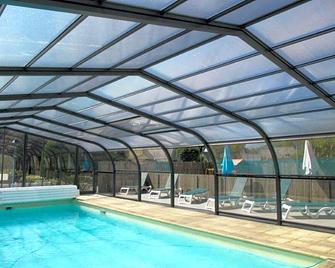 Hôtel Chez Pierre d'Agos - Argelès-Gazost - Zwembad