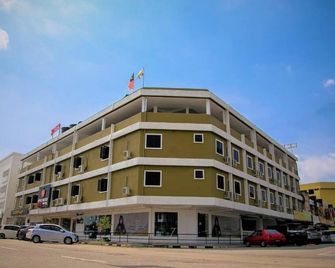 Apple Suites Hotel - Sitiawan - Building