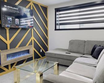 Designer suite with a Pool Table/Xbox/Arcade/Jumbo Jenga - Airdrie