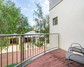 Maggie's Beach House - Busselton - Balcón