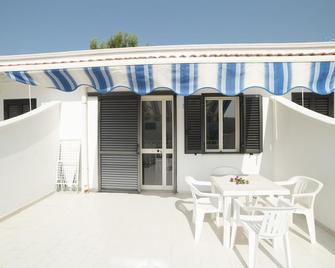 Residence Paradise - Peschici - Balcón