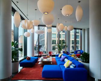 citizenM Boston Back Bay - Boston - Lounge