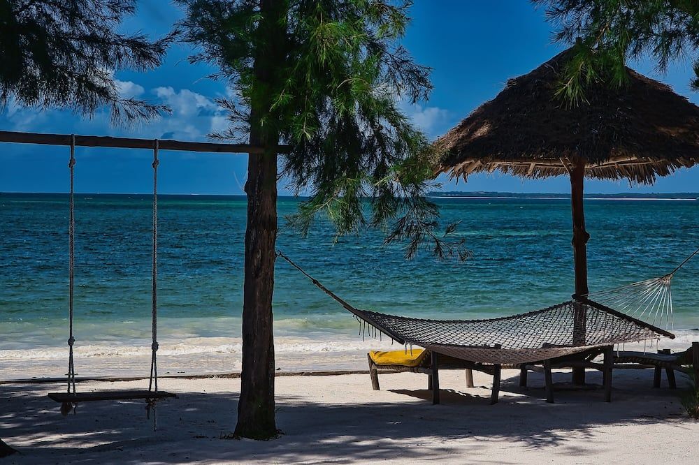 Avo Boutique Hotel - Uroa - Beach
